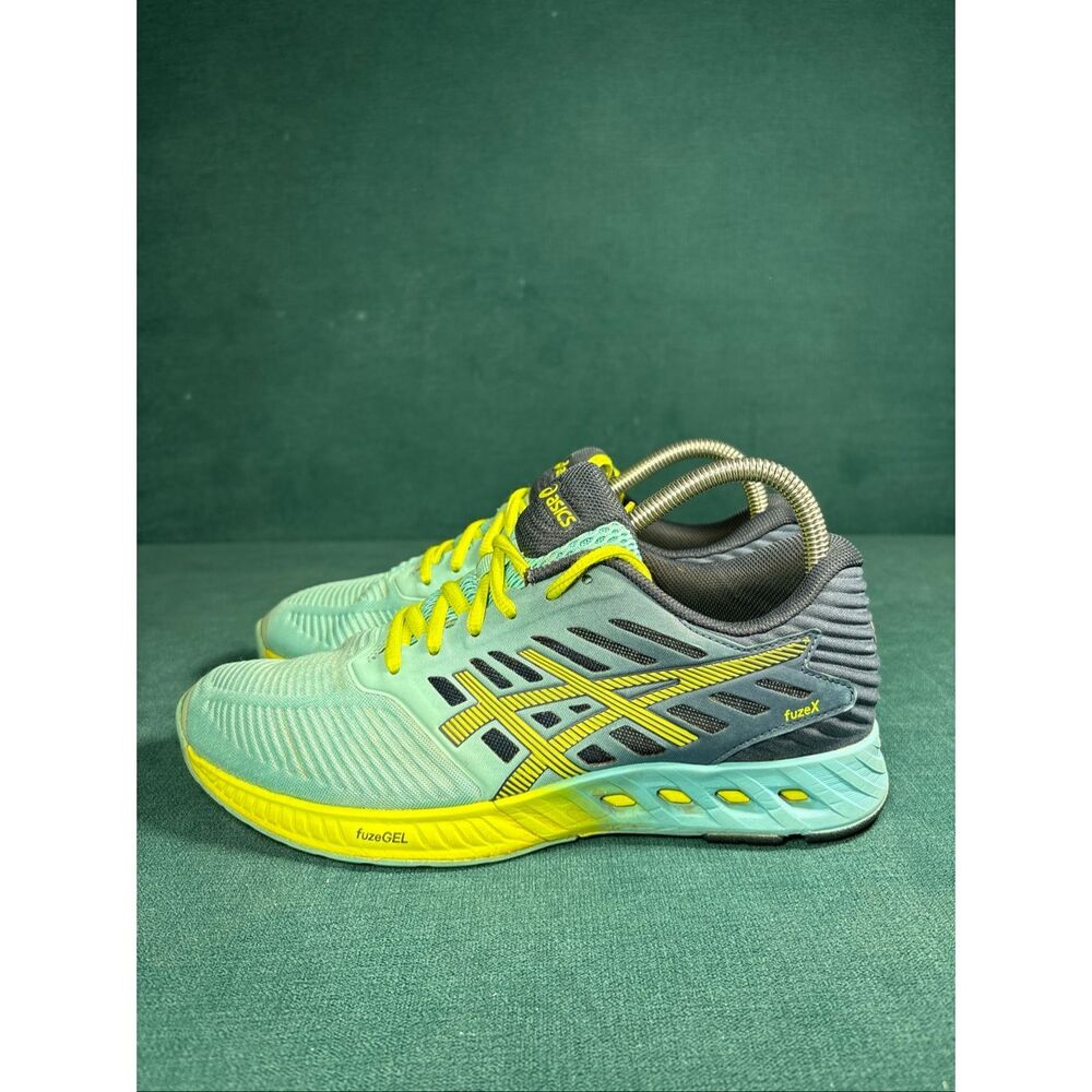 ASICS fuzeX Running Shoes Women’s Size 8.5 Green Yellow fuzeGEL Sneakers